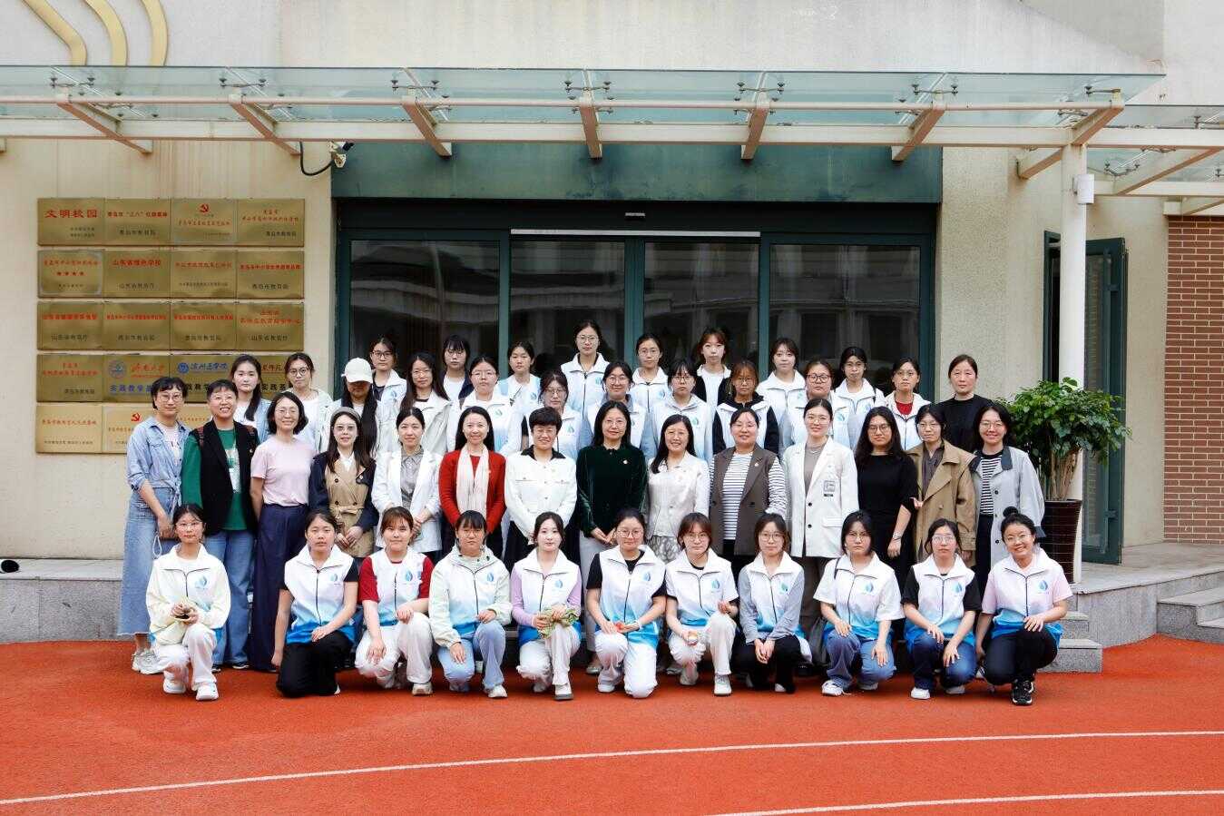 在“六一”国际儿童节即将来临之际